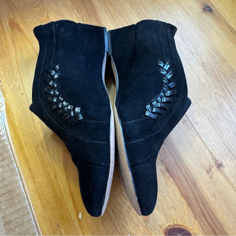 Anita black suede shoes size 6.5 - Picture 7 of 11
